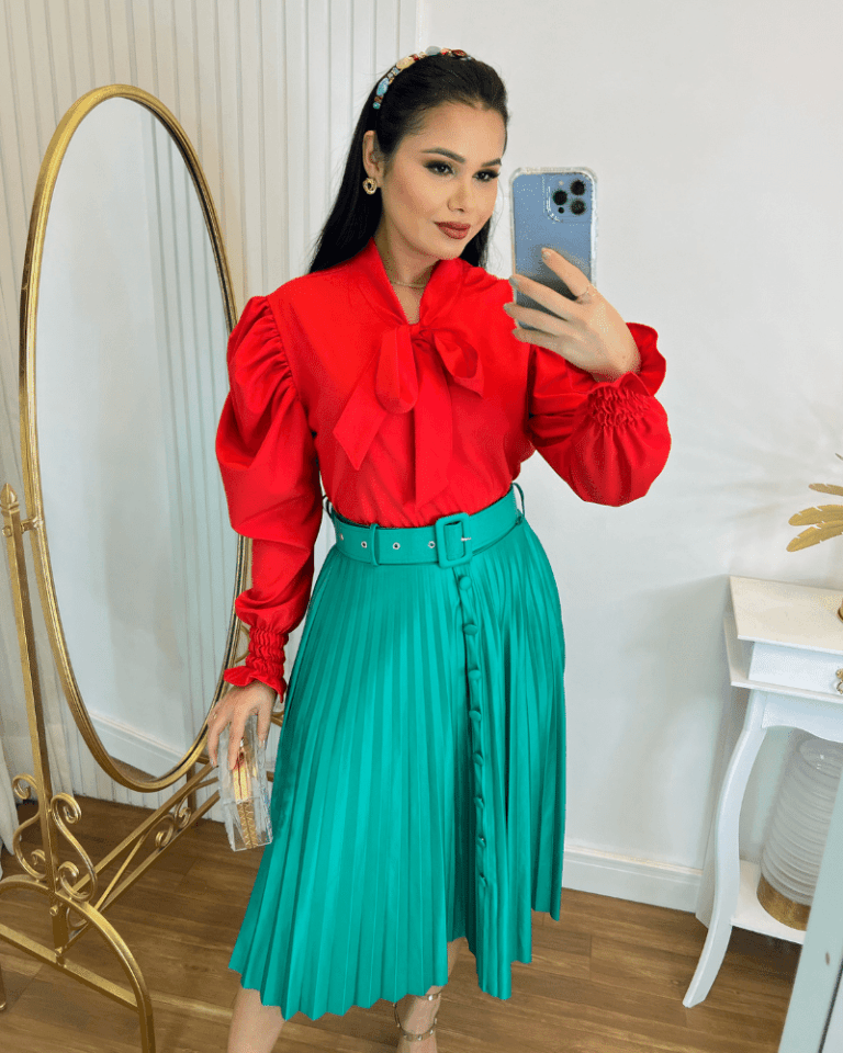 Blusa Manga LongaTecido Crepe Seda Vermelho