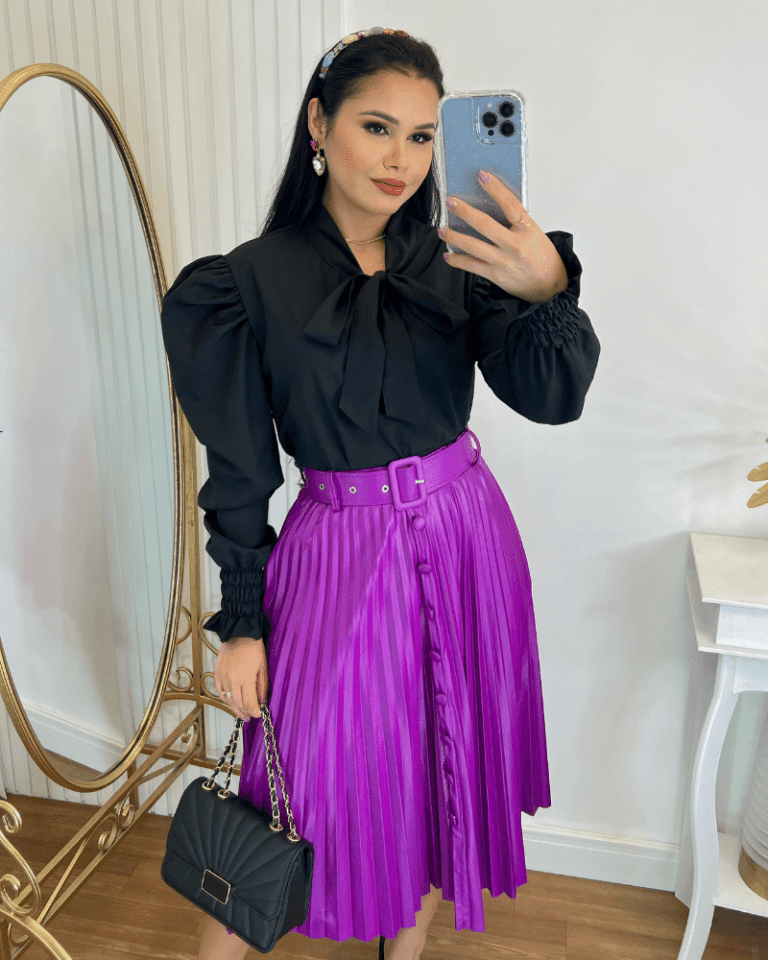 Blusa Manga LongaTecido Crepe Seda Preto