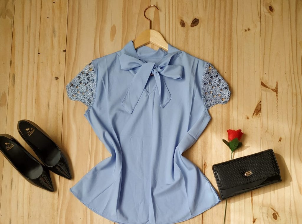 Blusa Tecido Crepe Seda Azul Bebe