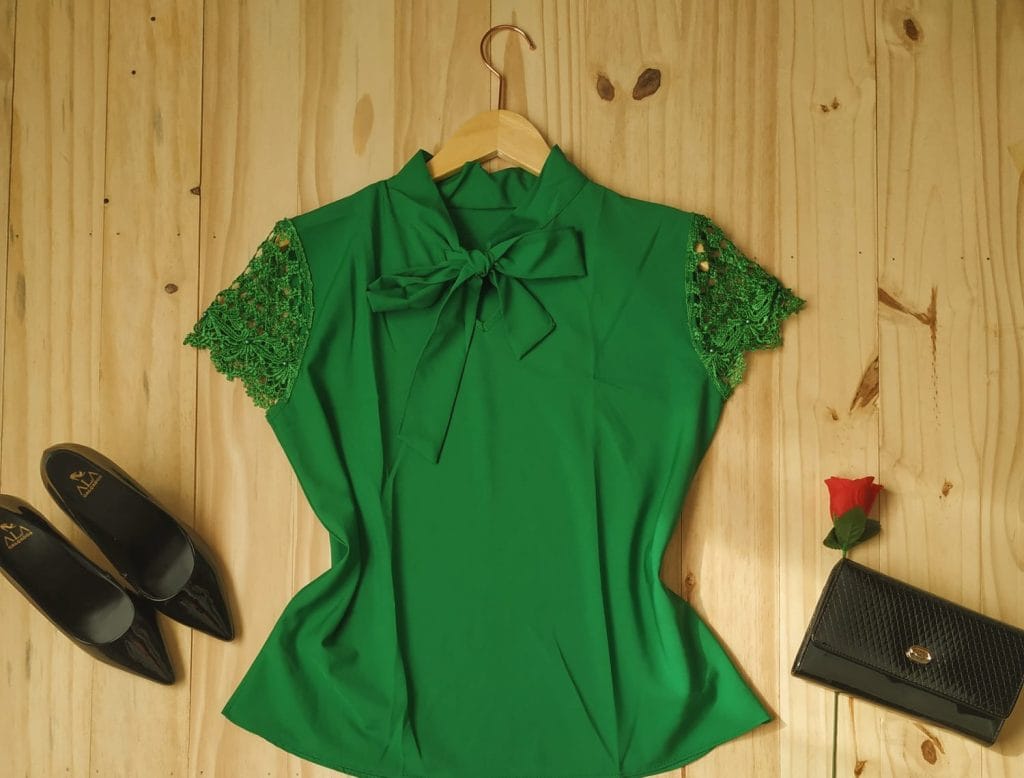 Blusa Tecido Crepe Seda Verde Bandeira