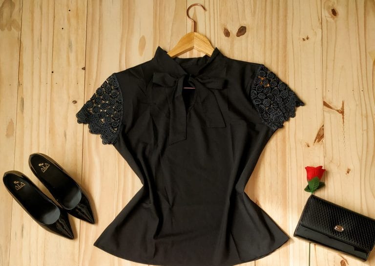 Blusa Tecido Crepe Seda Preto