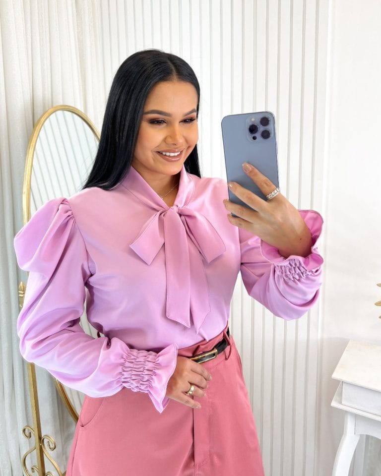 Blusa Manga LongaTecido Crepe Seda Rose