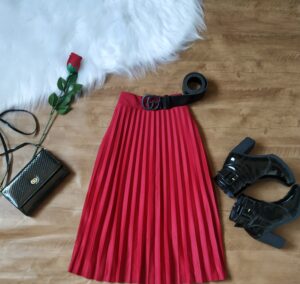 Saia Plissada Midi Vermelho