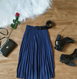 Saia Plissada Midi Azul Marinho