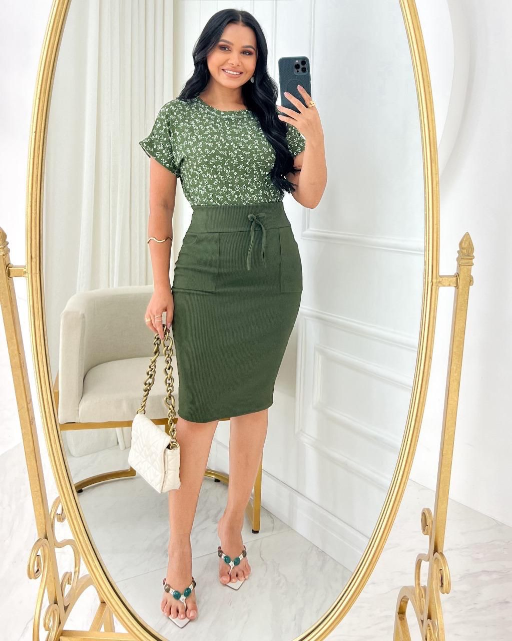 Saia Casual Midi Tecido Ana Ruga com elastano Verde Musgo