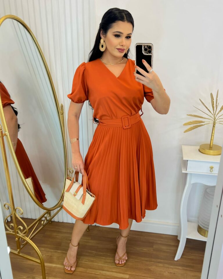 Vestido Plissado Midi Forrado Tecido Crepe Seda-Terra Cota