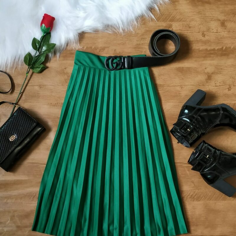 Saia Plissada Midi Plus Size Verde Bandeira