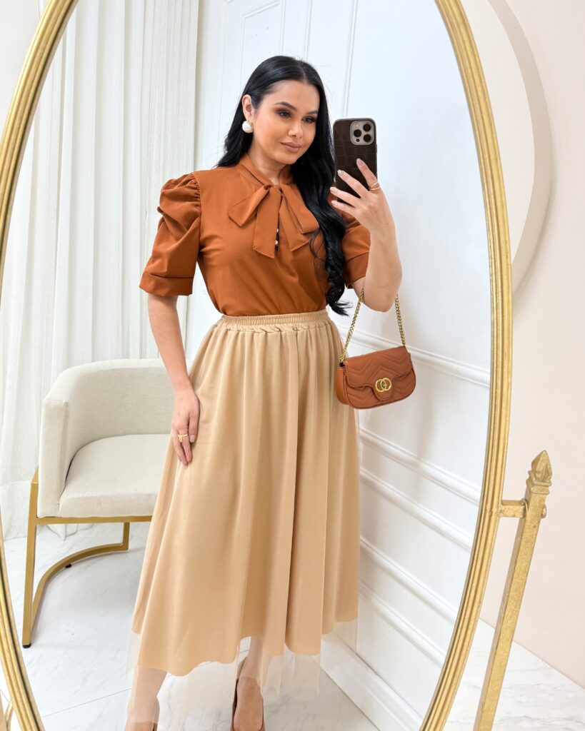 Saia Midi em Tule-Bege