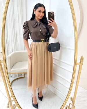 Conjunto Saia Midi em Tule + blusa Cor Marrom