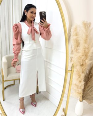 Conjunto Colete + Saia Midi em Alfaiataria com Cinto Branco