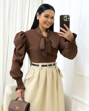 Blusa Manga Longa Tecido Crepe Seda Marrom