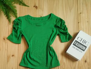 Blusa Manga Princesa Tecido Ribana verde bandeira