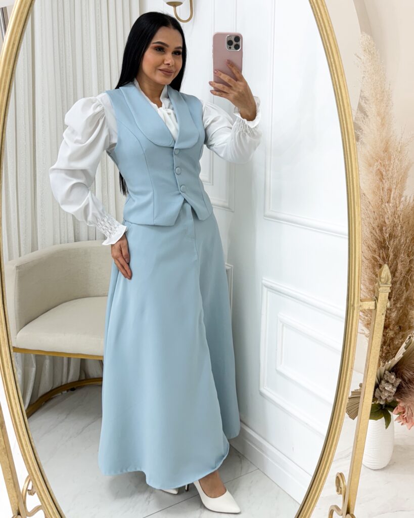 Conjunto Colete + Saia Midi godê em Alfaiataria azul bebe