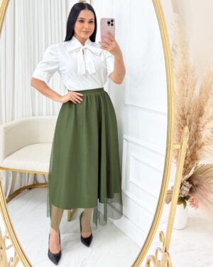 Saia Midi em Tule -verde militar