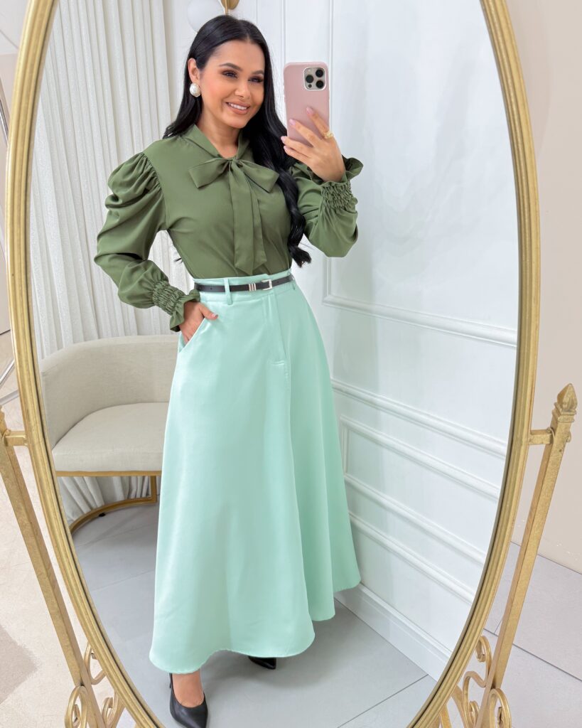 Saia Alfaiataria Longa Com Bolso Funcionais Verde