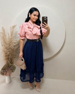 Saia Midi em Tule- Azul marinho
