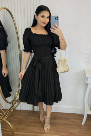Vestido Plissado Midi Forrado Tecido Crepe Seda com lastex-Preto