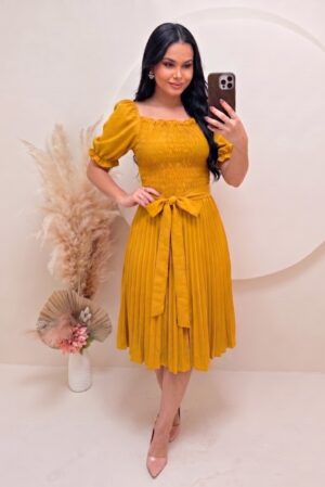 Vestido Plissado Midi Forrado Tecido Crepe Seda com lastex-Amarelo