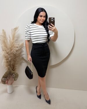 Conjunto Blusa+ Saia- Preto