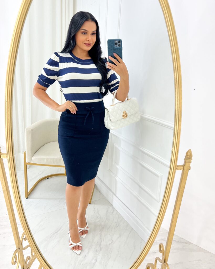 Conjunto Blusa+ Saia-Azul Marinho