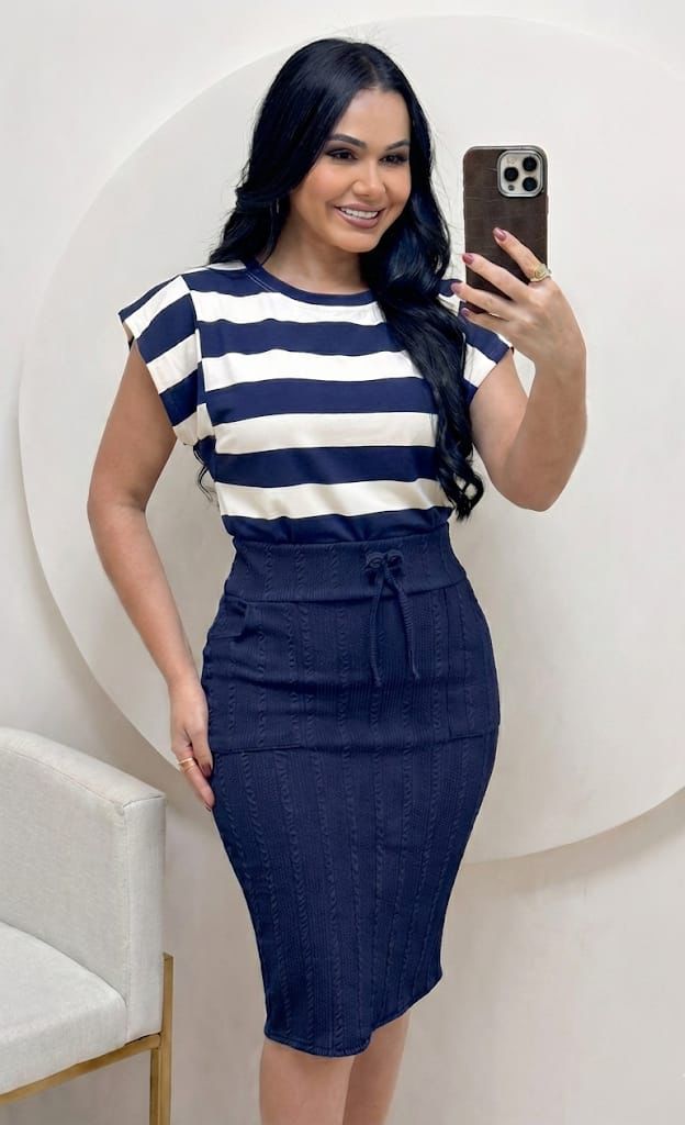 Conjunto Blusa+ Saia- manga muscle azul marinho