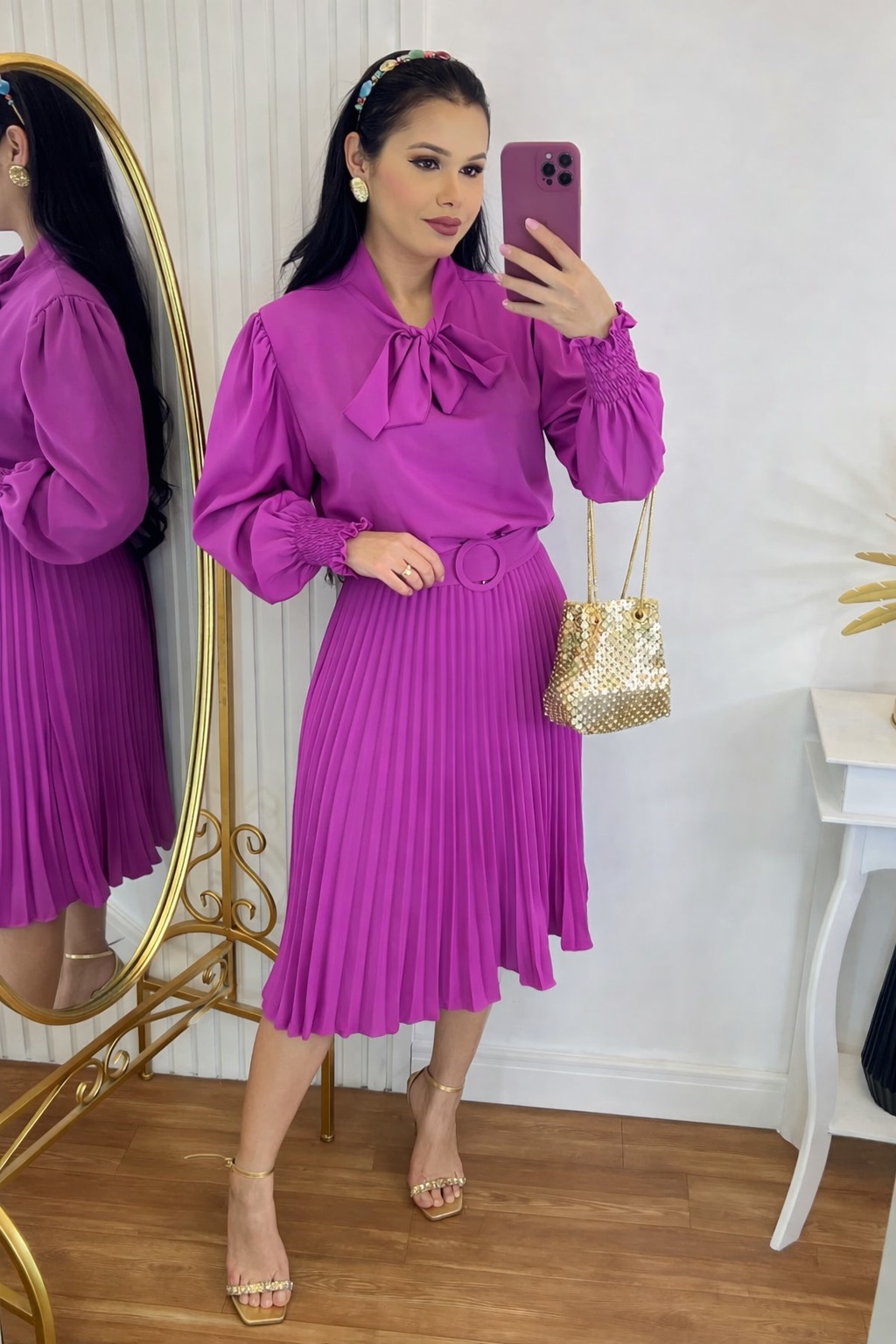Vestido Plissado Midi Forrado Manga longa- Tecido Crepe Seda-Fuscia
