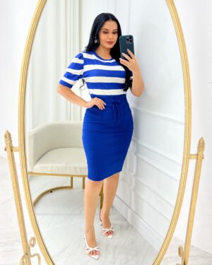 Conjunto Blusa+ Saia- Azul royal