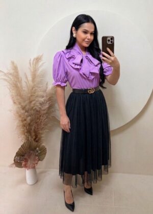 Conjunto Saia Midi em Tule + blusa com babado lilas + saia Preta