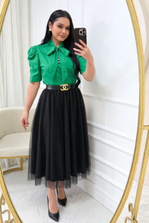 Conjunto Saia Midi em Tule + blusa Cor verde bandeira + saia preto