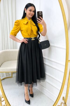 Conjunto Saia Midi em Tule + blusa Cor rosa amarelo + saia preto