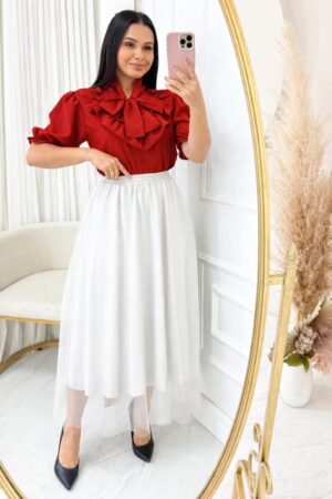 Conjunto Saia Midi em Tule + blusa com babado vermelho + saia branco