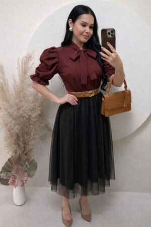 Conjunto Saia Midi em Tule + blusa Cor marsala + saia Preto
