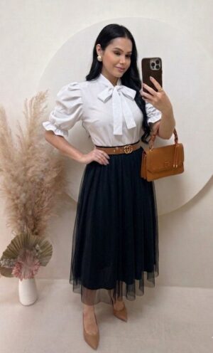 Conjunto Saia Midi em Tule + blusa Cor branco + saia preto