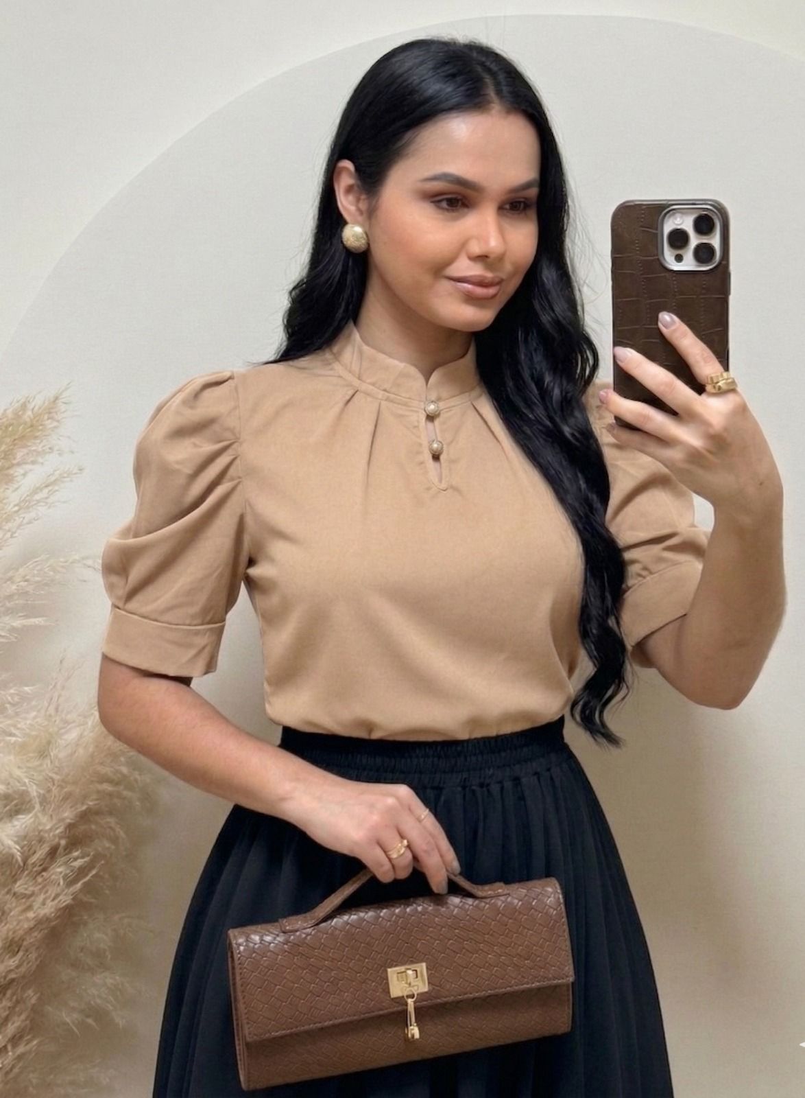 Blusa manga princesa Tecido Crepe Seda bege