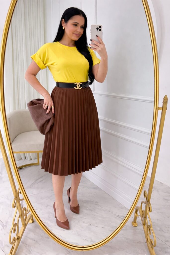 Conjunto Blusa+ Saia- amarelo+ marrom