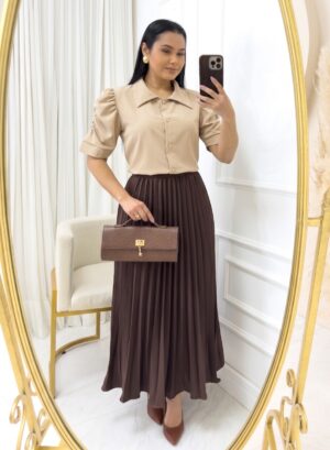 Saia Plissada em Alfaiataria marrom