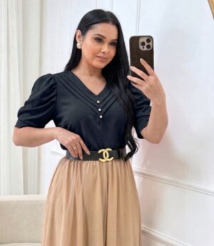 Blusa manga princesa Tecido Crepe Seda Preto