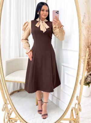 Vestido Midi em Alfaiataria regata Marrom