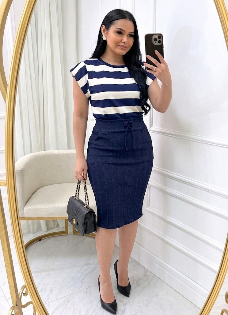 Conjunto Blusa+ Saia- manga muscle Azul marinho