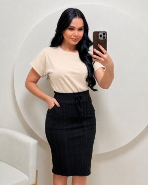 Conjunto Blusa+ Saia- bege + Preto